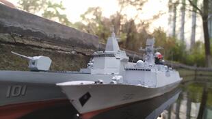 200 055型導彈驅(qū)逐艦下水耐久穩(wěn)定性測試與水冷排水系統(tǒng)分析